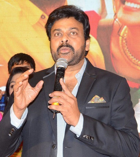 mega star chiranjeevi,shatamanam bhavathi,success meet,prakash raj,vv vinayak,dil raj  చిరు వ్యాఖ్యలు మరోసారి గొడవలకు దారి..!